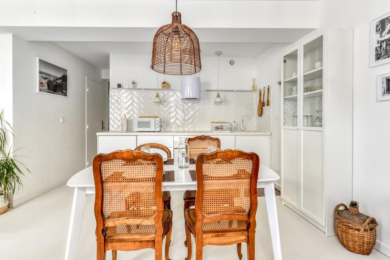 Les Gites De Laure - L'Or Blanc, Appartement Avec Vue Sur Le Chateau, Climatisation, Netflix, A 160 M De La Cite Medievale Carcassonne Exterior photo